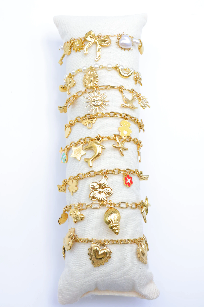 Set of 8 stainless steel bracelets with cushion