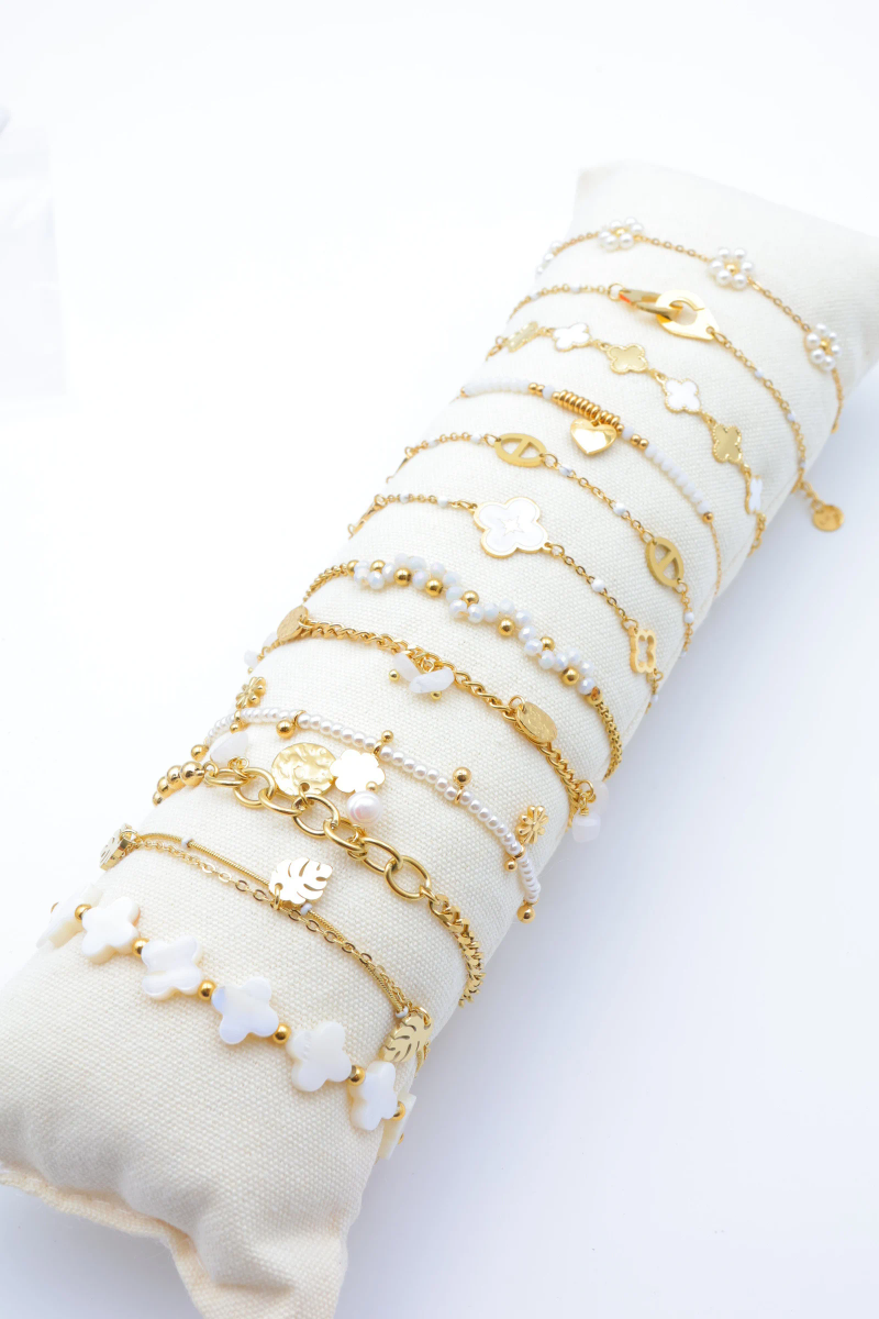 Set of 12 stainless steel bracelets with cushion