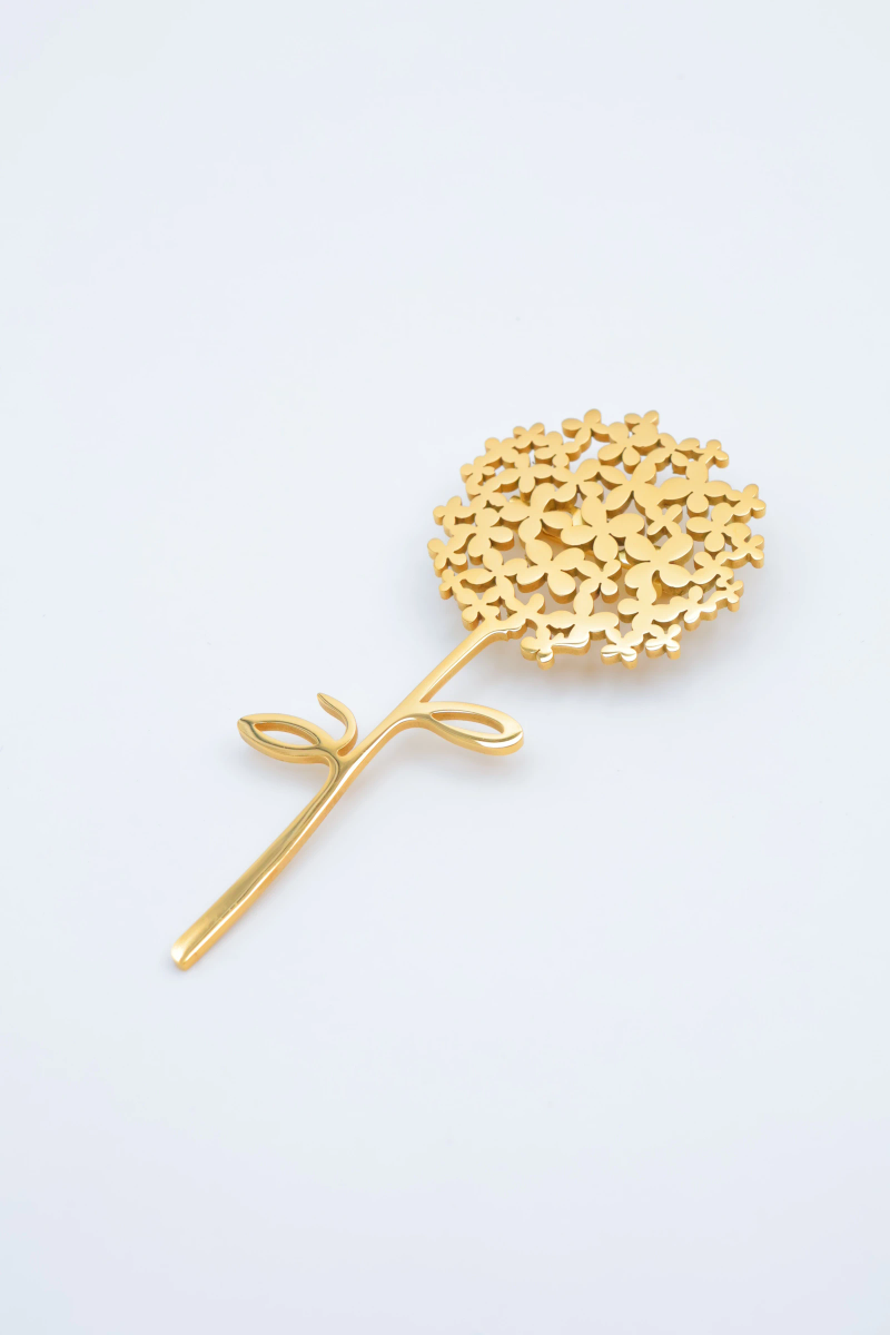 Stainless steel flower brooch