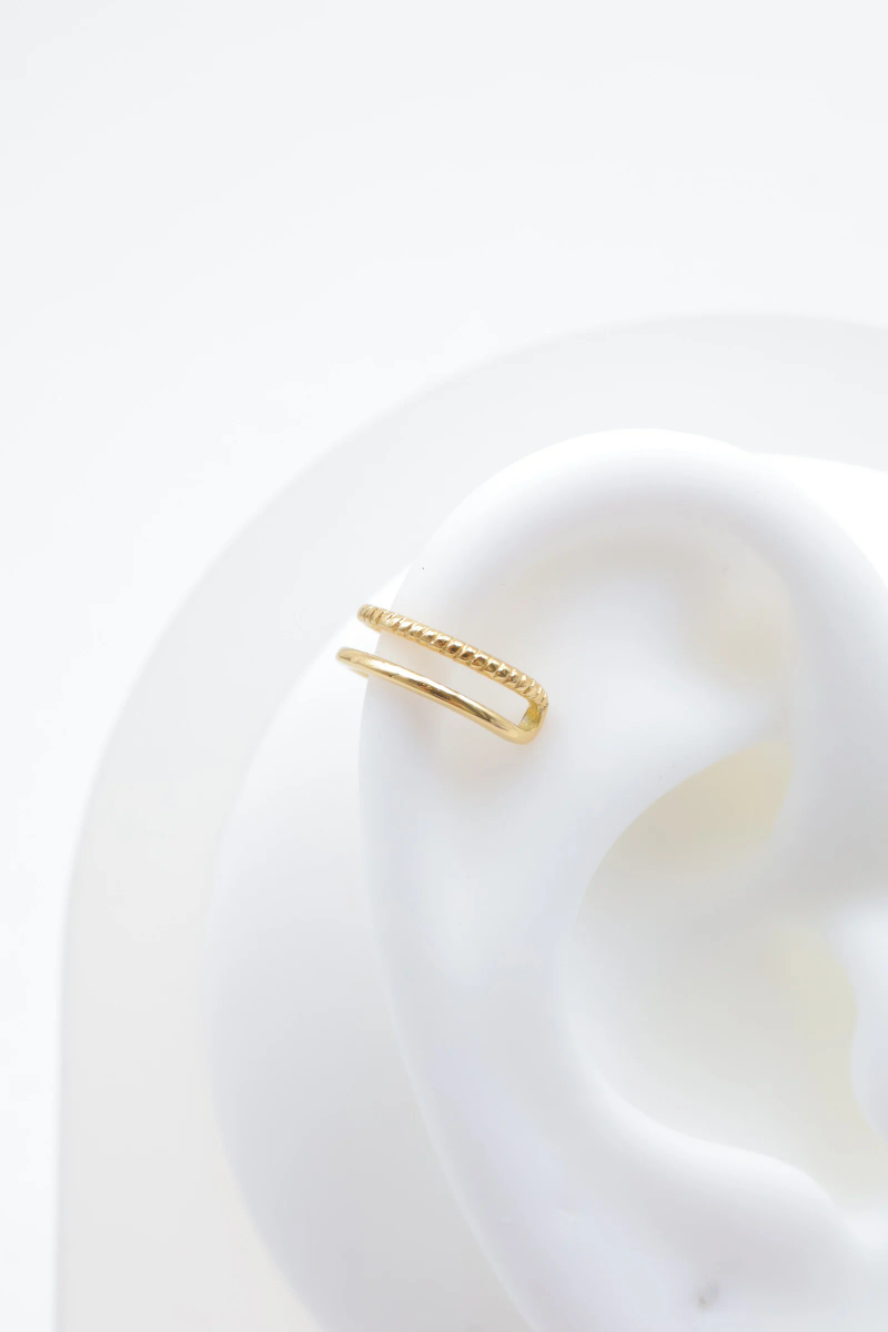 Stainless steel ear piercing