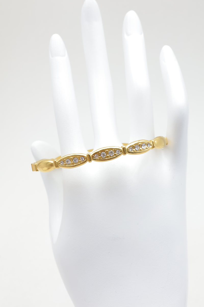 Stainless steel bangle bracelet