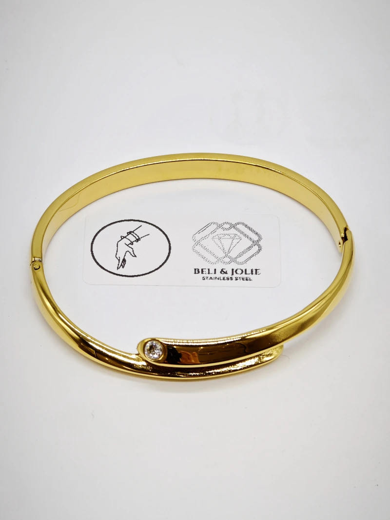Stainless steel bangle bracelet 2