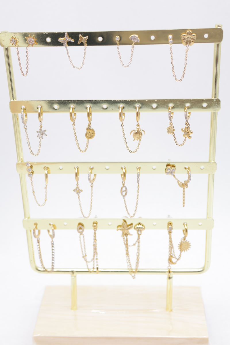 Présentoir de 16 boucles d'oreilles double piercing à chaîne