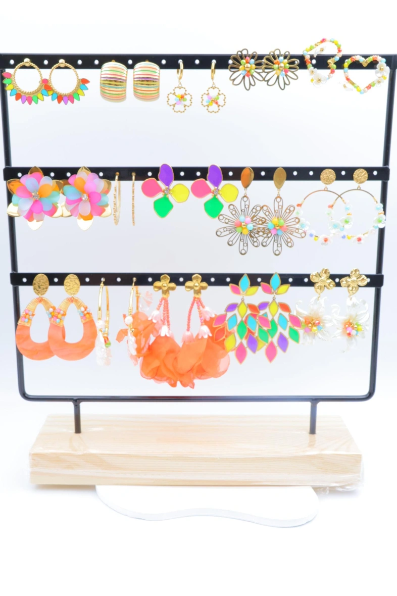 Lot de 15 boucles d'oreilles en acier inoxydable avec présentoir — Multicolore